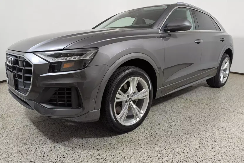2022 Audi Q8 Prestige 55 photo 1