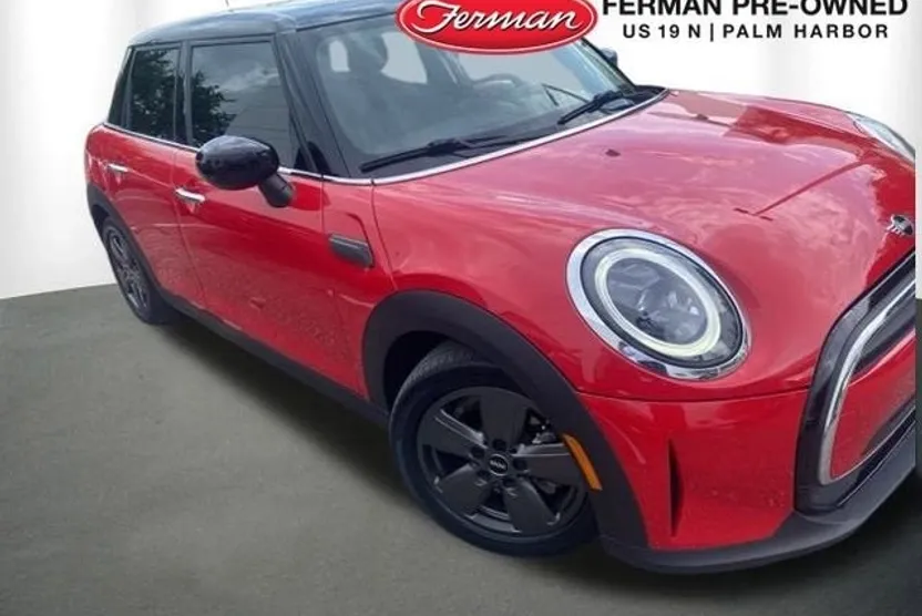 2023 Mini Cooper 4 Door Hardtop photo 1