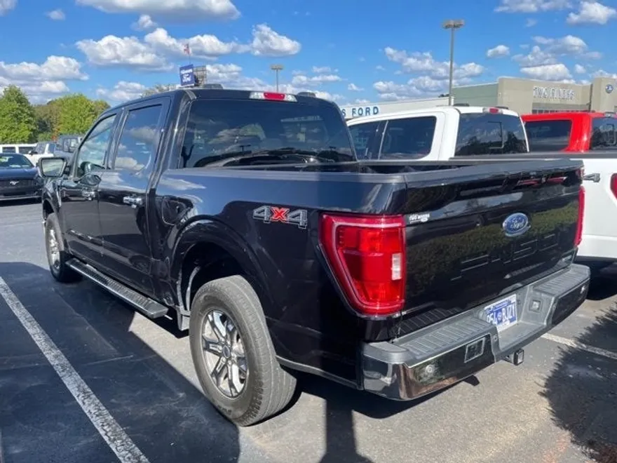 2021 Ford F-150 XLT photo 1