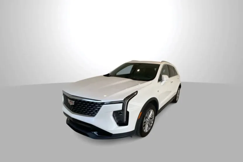 2024 Cadillac XT4 Premium Luxury photo 1