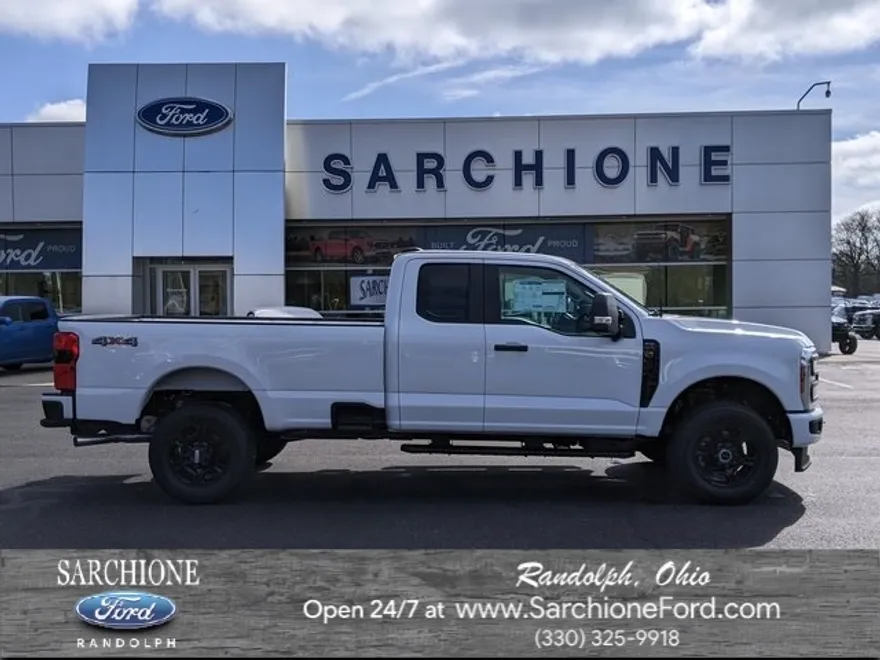 2025 Ford F-350 XL photo 1