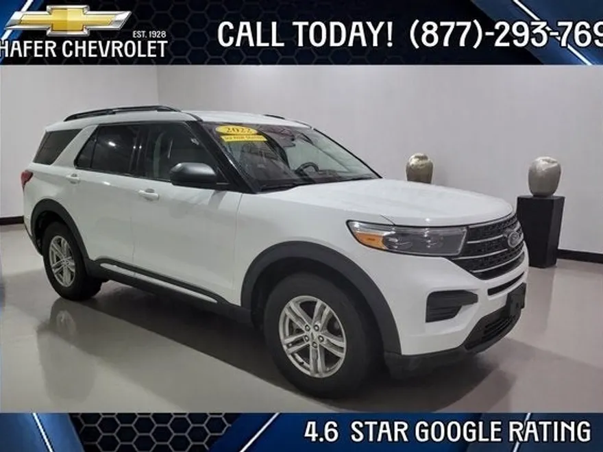 2022 Ford Explorer XLT photo 1