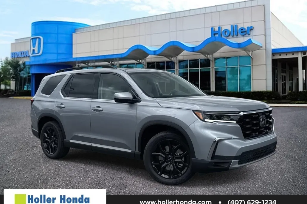 2025 Honda Pilot Touring photo 1