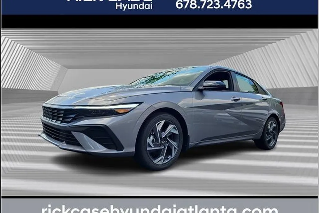 2025 Hyundai Elantra SEL Sport photo 1