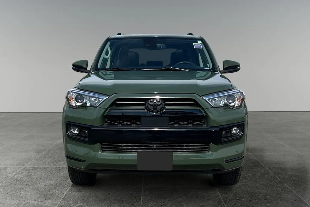 2022 Toyota 4Runner Limited photo 1