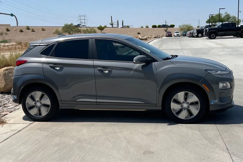 2021 Hyundai Kona Electric Ultimate photo 1