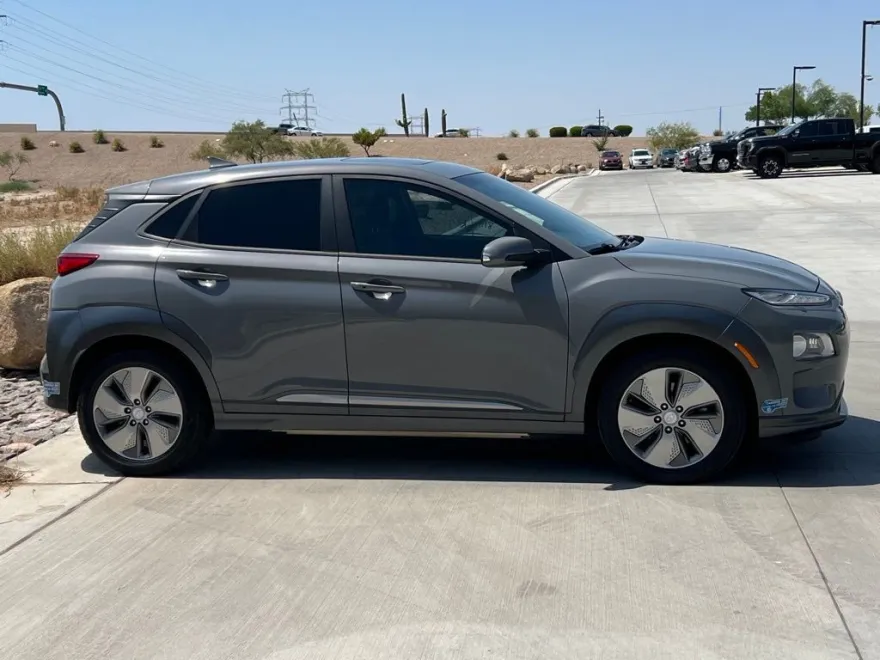 2021 Hyundai Kona Electric Ultimate photo 1