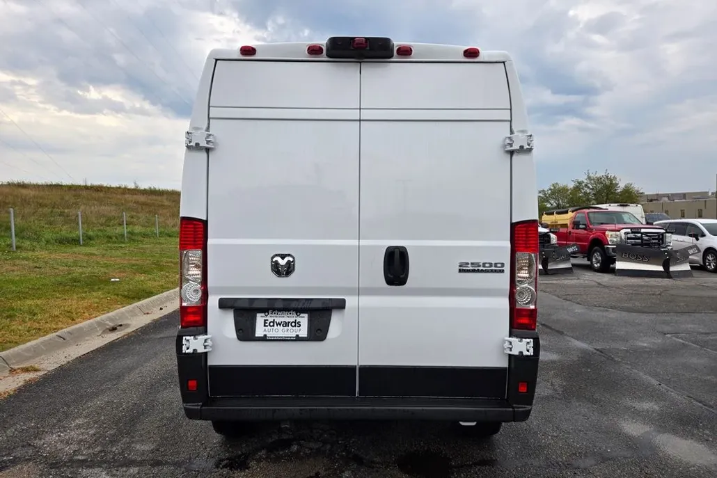 2026 Ram ProMaster 2500 photo 1