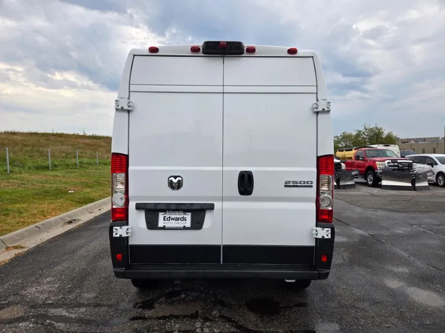 2026 Ram ProMaster 2500 photo 1