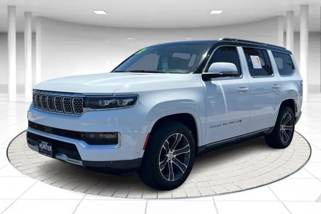 2022 Jeep Grand Wagoneer II Obsidian photo 1