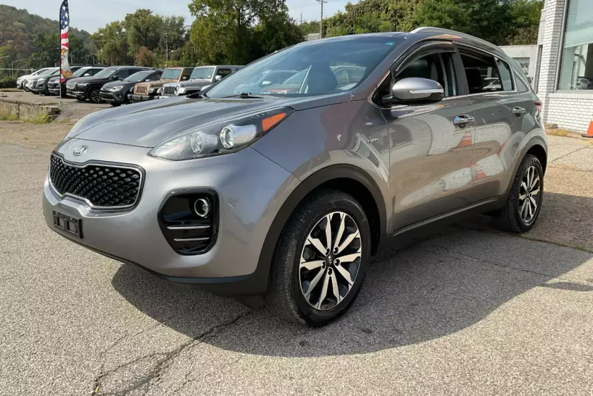 2017 Kia Sportage EX photo 1
