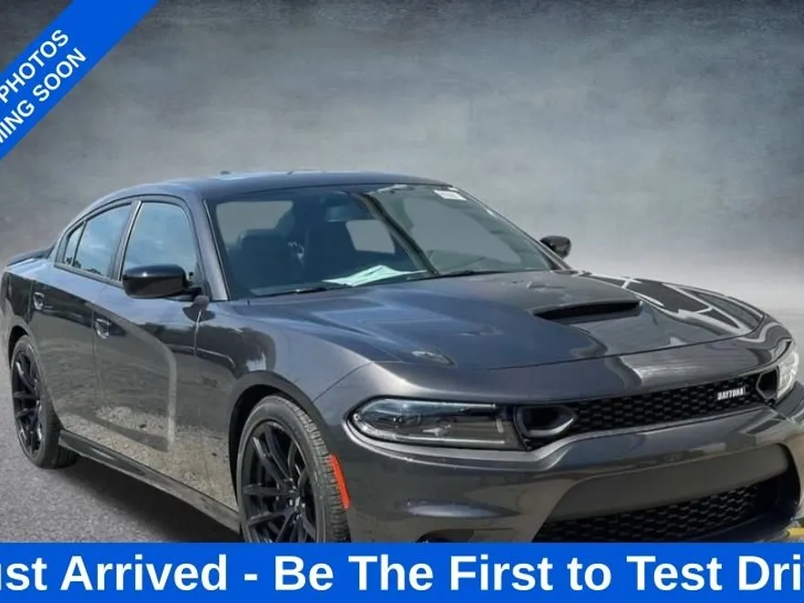 2023 Dodge Charger R/T Scat Pack photo 1