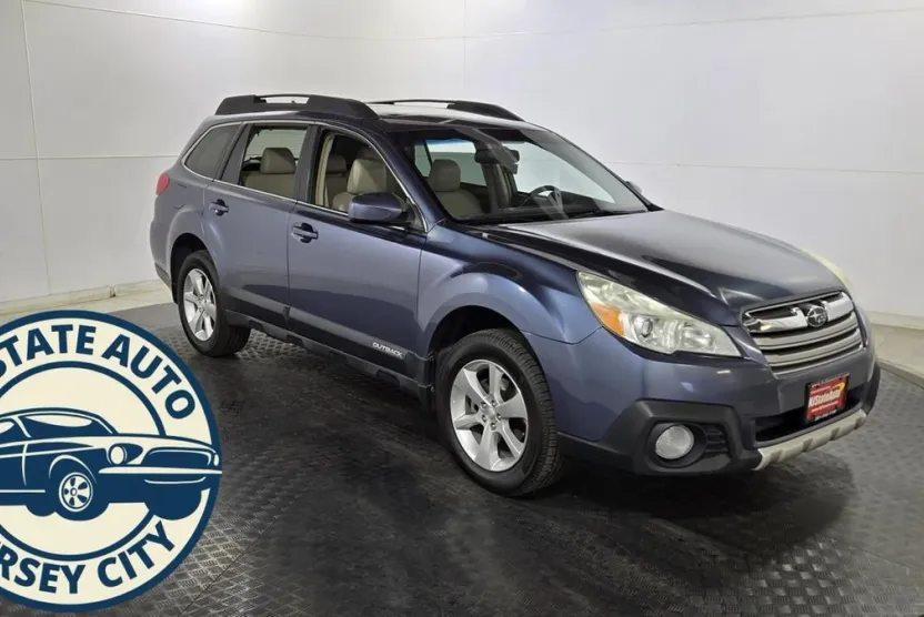 2013 Subaru Outback 2.5i photo 1
