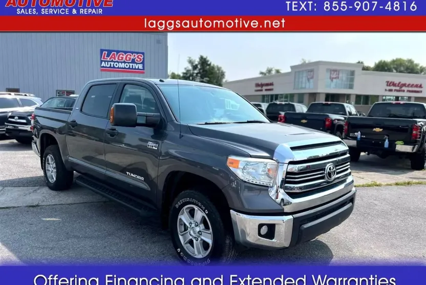2016 Toyota Tundra SR5 photo 1