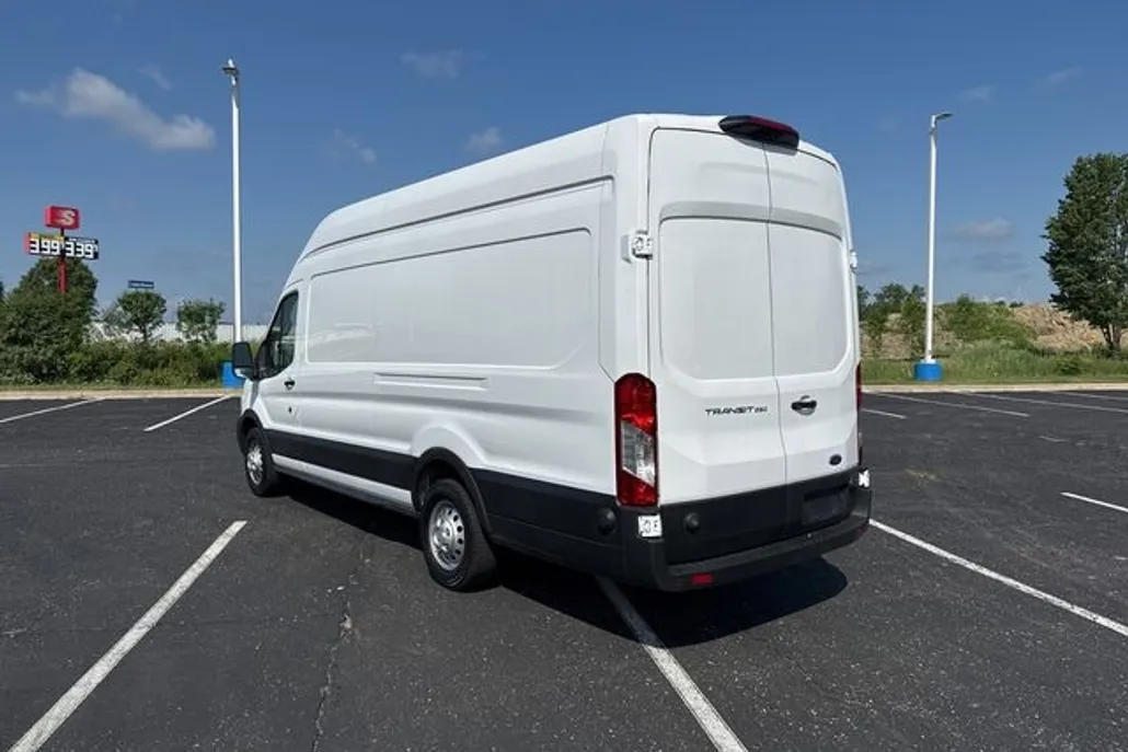2024 Ford Transit photo 1