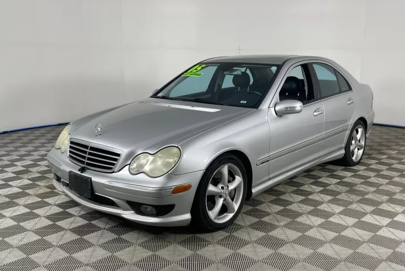 2005 Mercedes Benz C 230 Sedan photo 1
