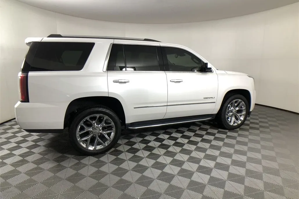 2019 Gmc Yukon Denali photo 1