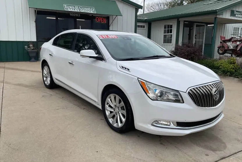 2015 Buick LaCrosse Leather photo 1
