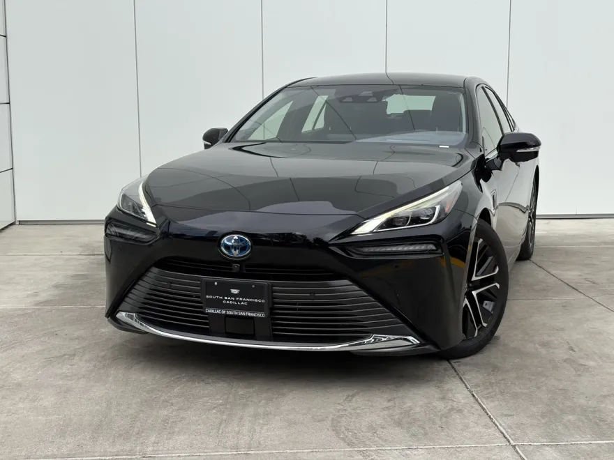 2022 Toyota Mirai XLE photo 1