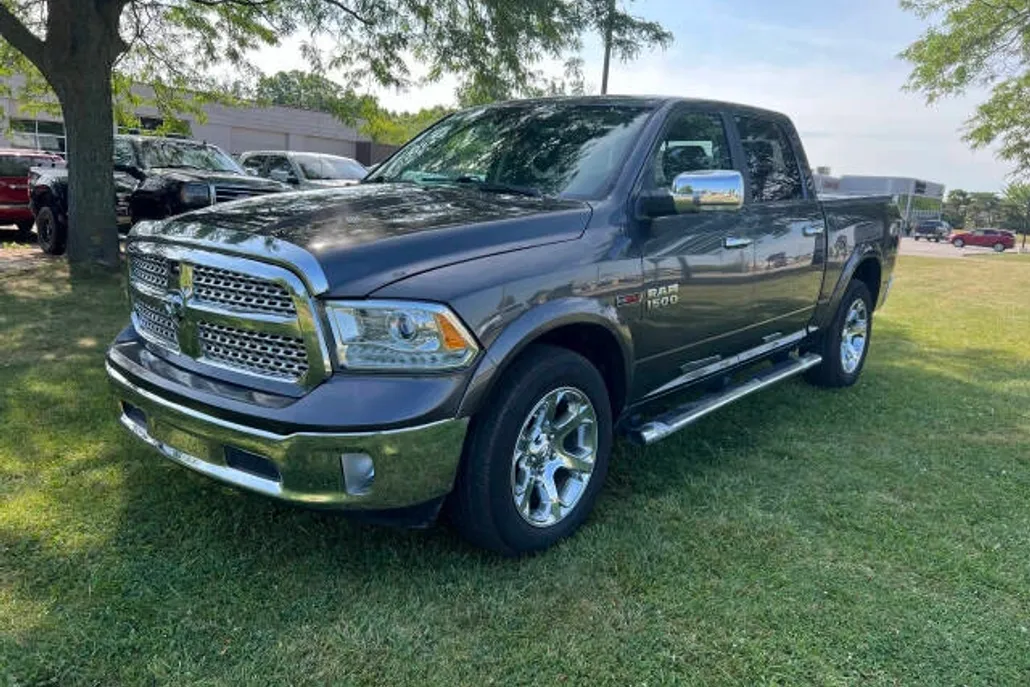 2017 Ram 1500 Laramie photo 1