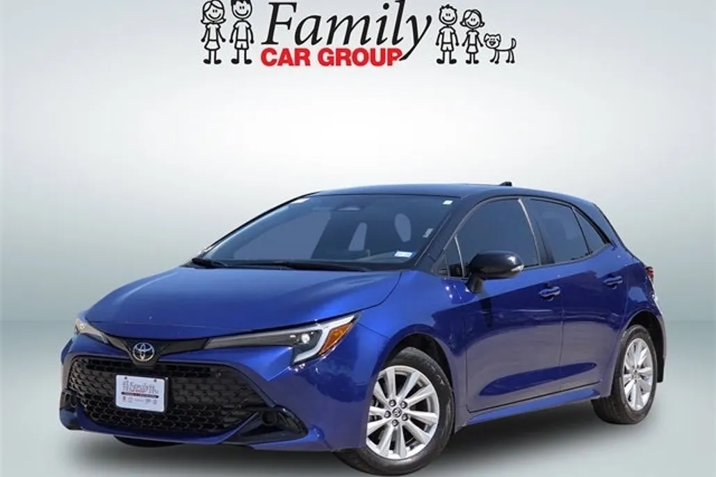 2024 Toyota Corolla SE photo 1