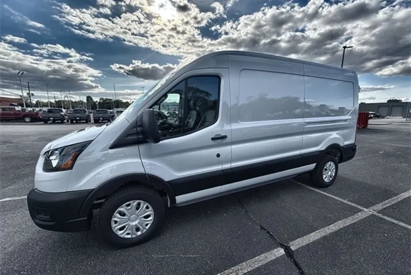 2025 Ford Transit photo 1