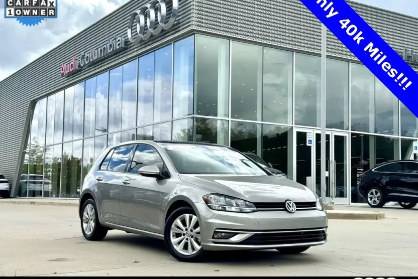 2018 Volkswagen Golf TSI SE photo 1