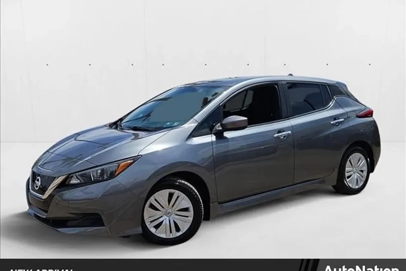 2019 Nissan Leaf S photo 1