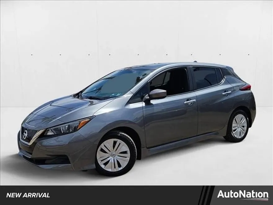 2019 Nissan Leaf S photo 1