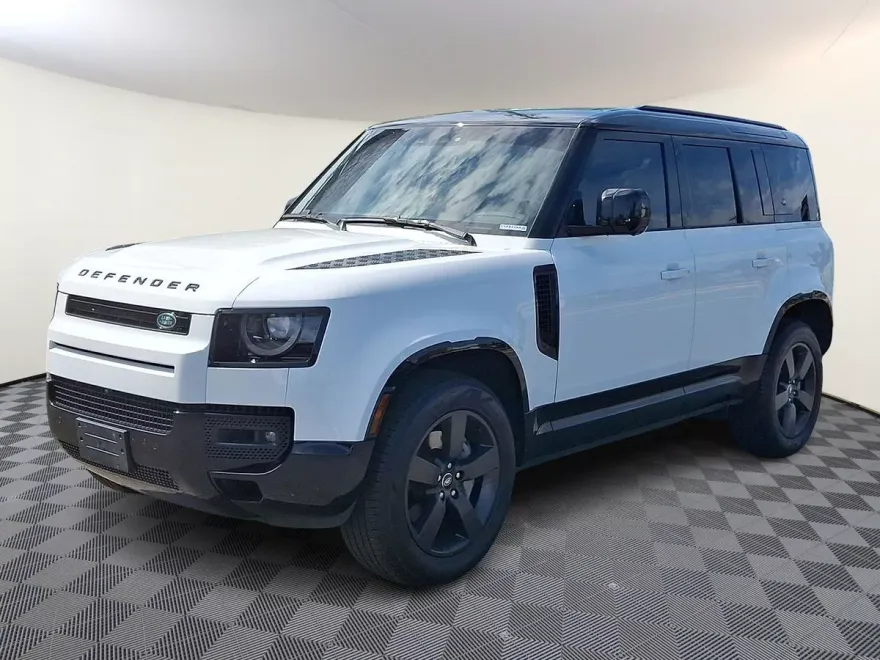 2024 Land Rover Defender 110 X-Dynamic SE photo 1