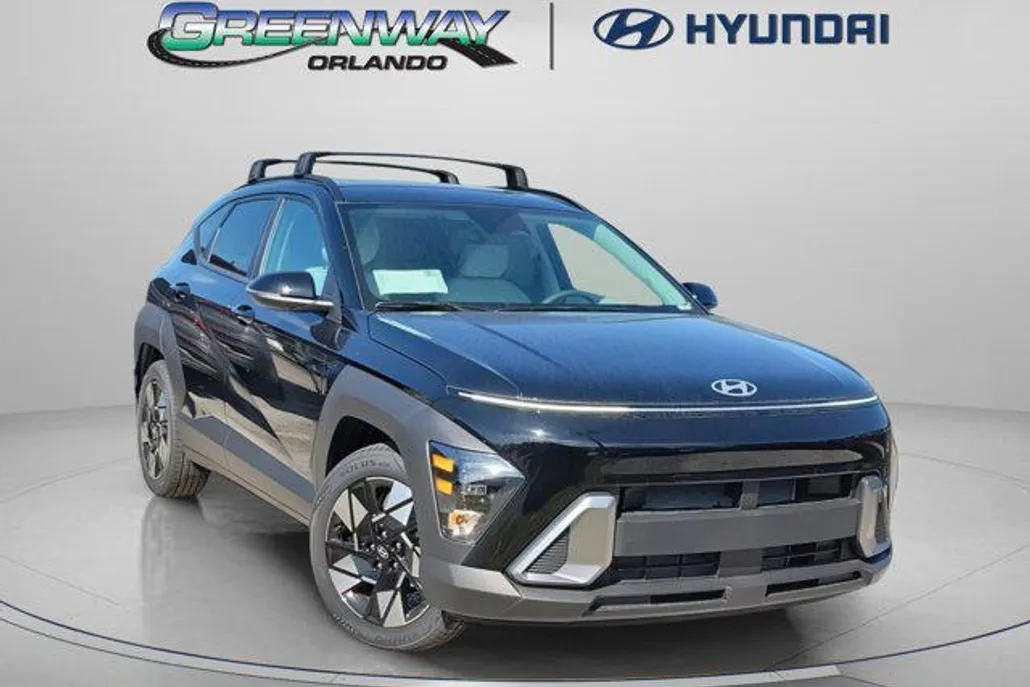 2025 Hyundai Kona SEL photo 1