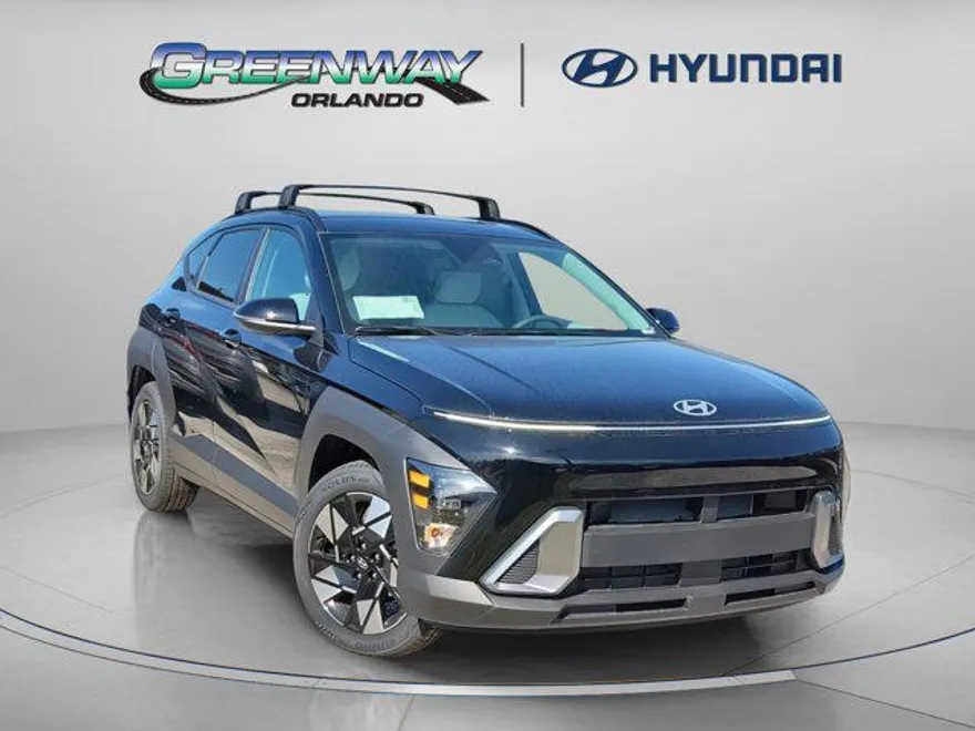 2025 Hyundai Kona SEL photo 1