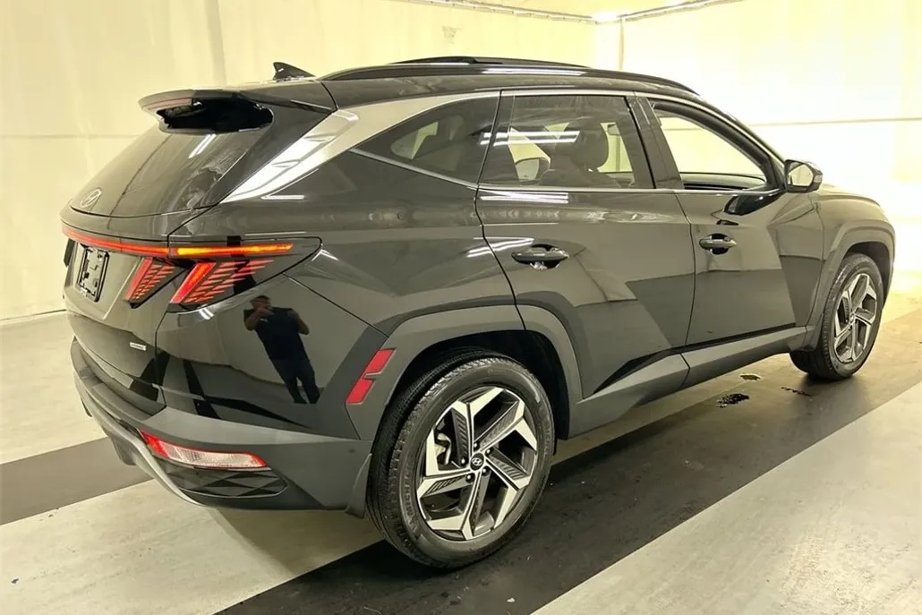 2024 Hyundai Tucson Limited photo 1