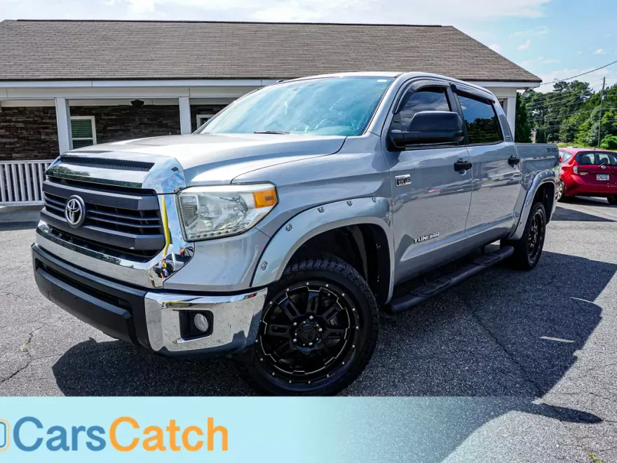 2015 Toyota Tundra SR5 photo 1