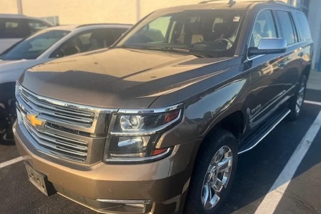 2016 Chevrolet Tahoe LTZ photo 1