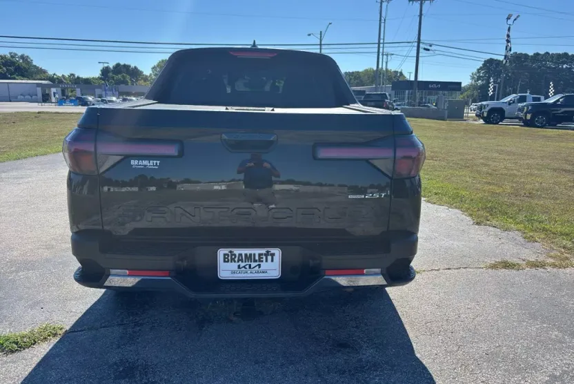 2022 Hyundai Santa Cruz Limited photo 1
