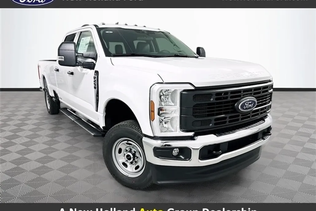 2025 Ford F-250 Lariat photo 1