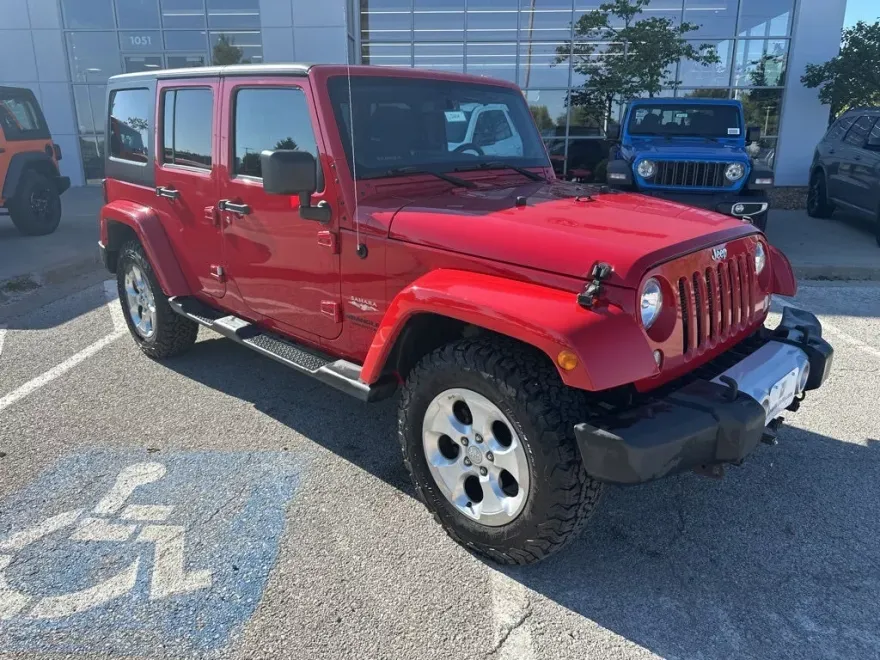 2014 Jeep Wrangler Unlimited Sahara photo 1