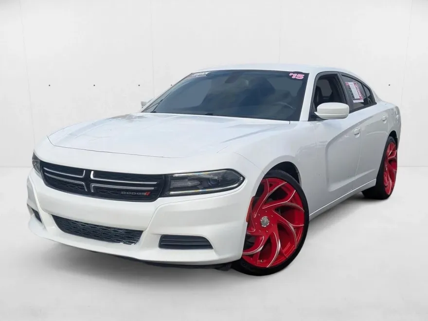 2016 Dodge Charger SE photo 1