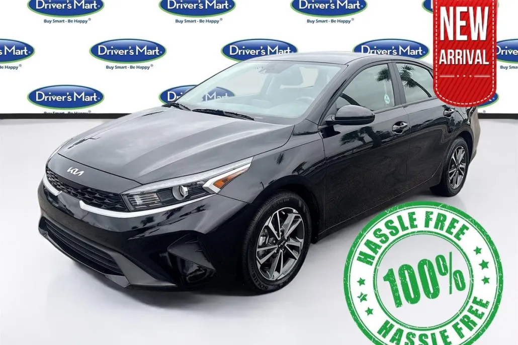2024 Kia Forte LXS photo 1