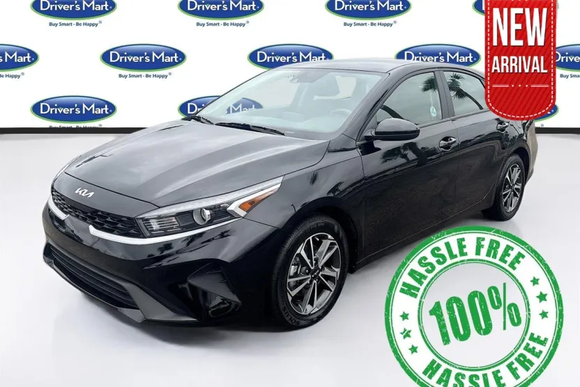 2024 Kia Forte LXS photo 1