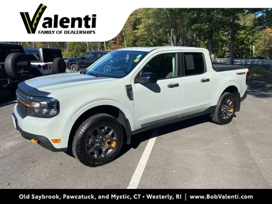 2024 Ford Maverick XLT Tremor photo 1