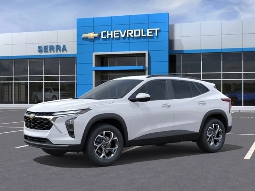 2025 Chevrolet Trax LT photo 1