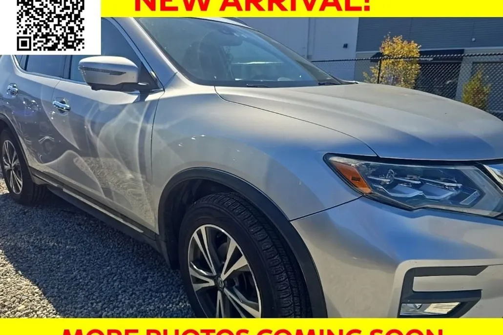 2017 Nissan Rogue SL photo 1