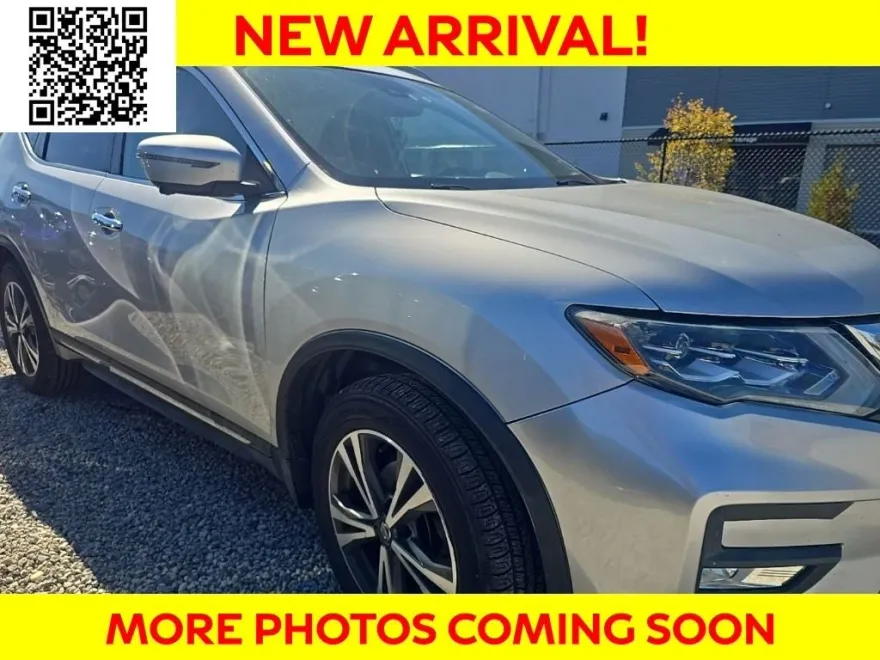 2017 Nissan Rogue SL photo 1