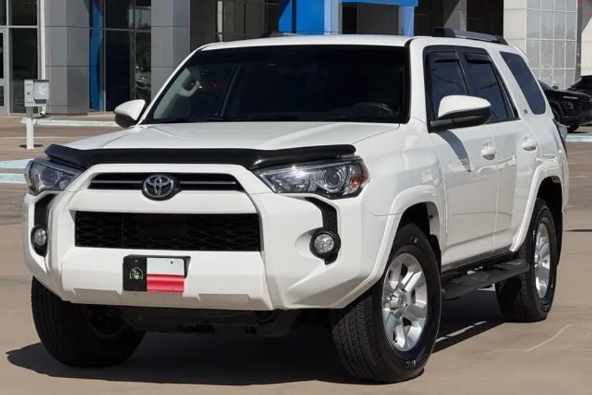 2020 Toyota 4Runner SR5 photo 1