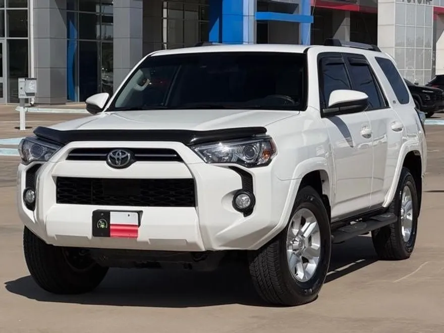 2020 Toyota 4Runner SR5 photo 1