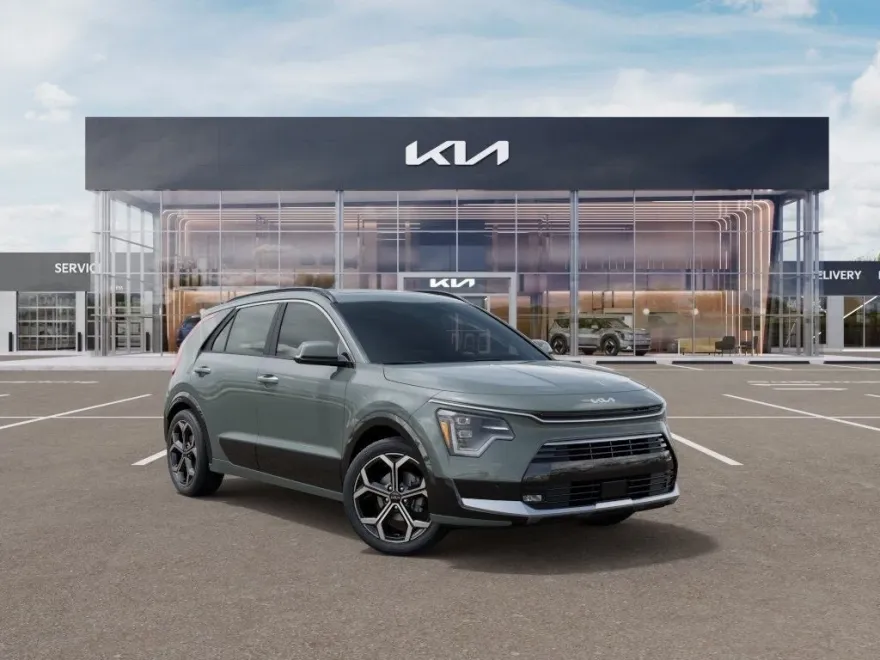 2025 Kia Niro Plug-In Hybrid SX photo 1