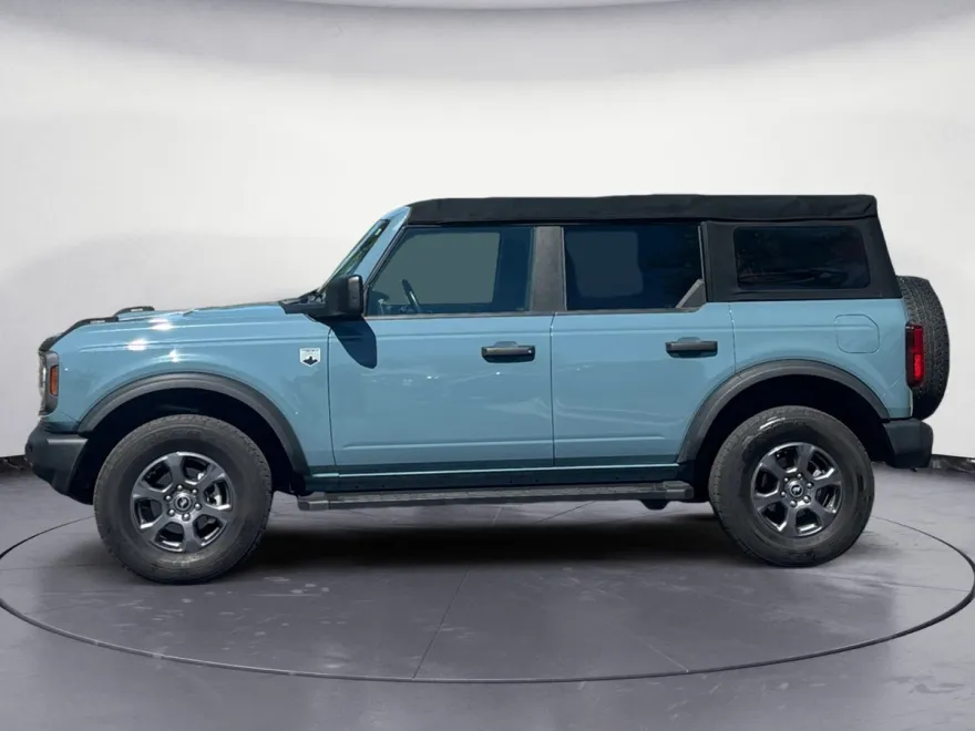 2022 Ford Bronco Big Bend photo 1