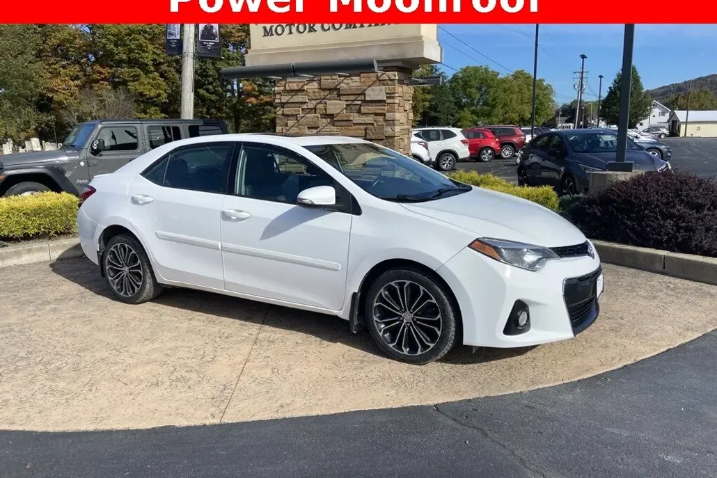2016 Toyota Corolla Plus photo 1
